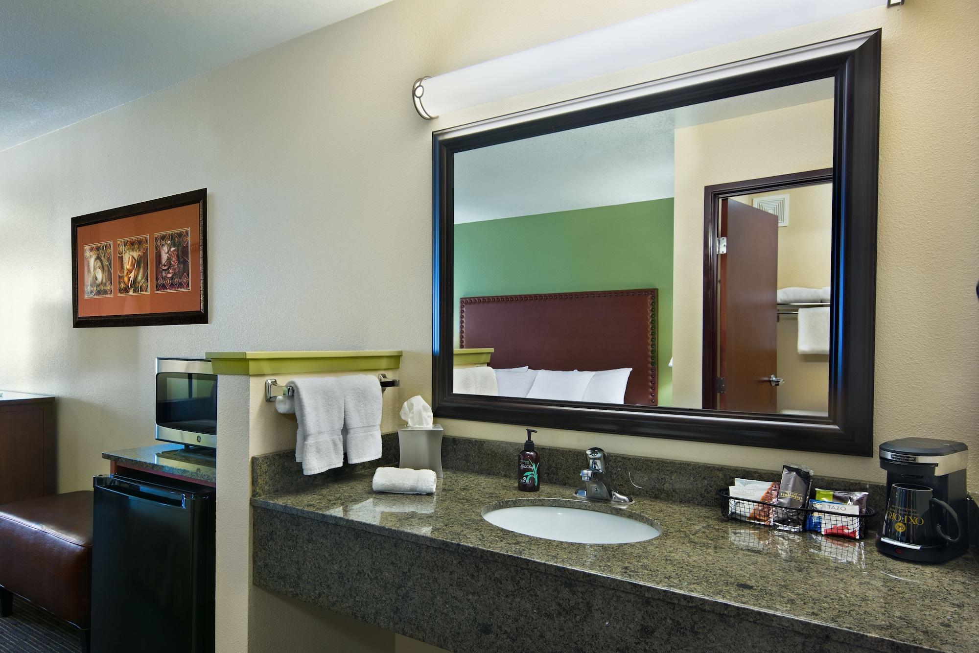 Oxford Suites Hermiston Kültér fotó