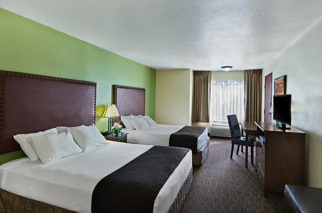 Oxford Suites Hermiston Szoba fotó