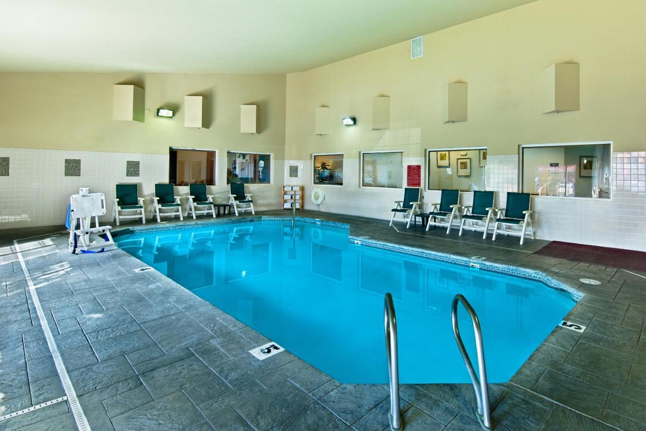 Oxford Suites Hermiston Kültér fotó